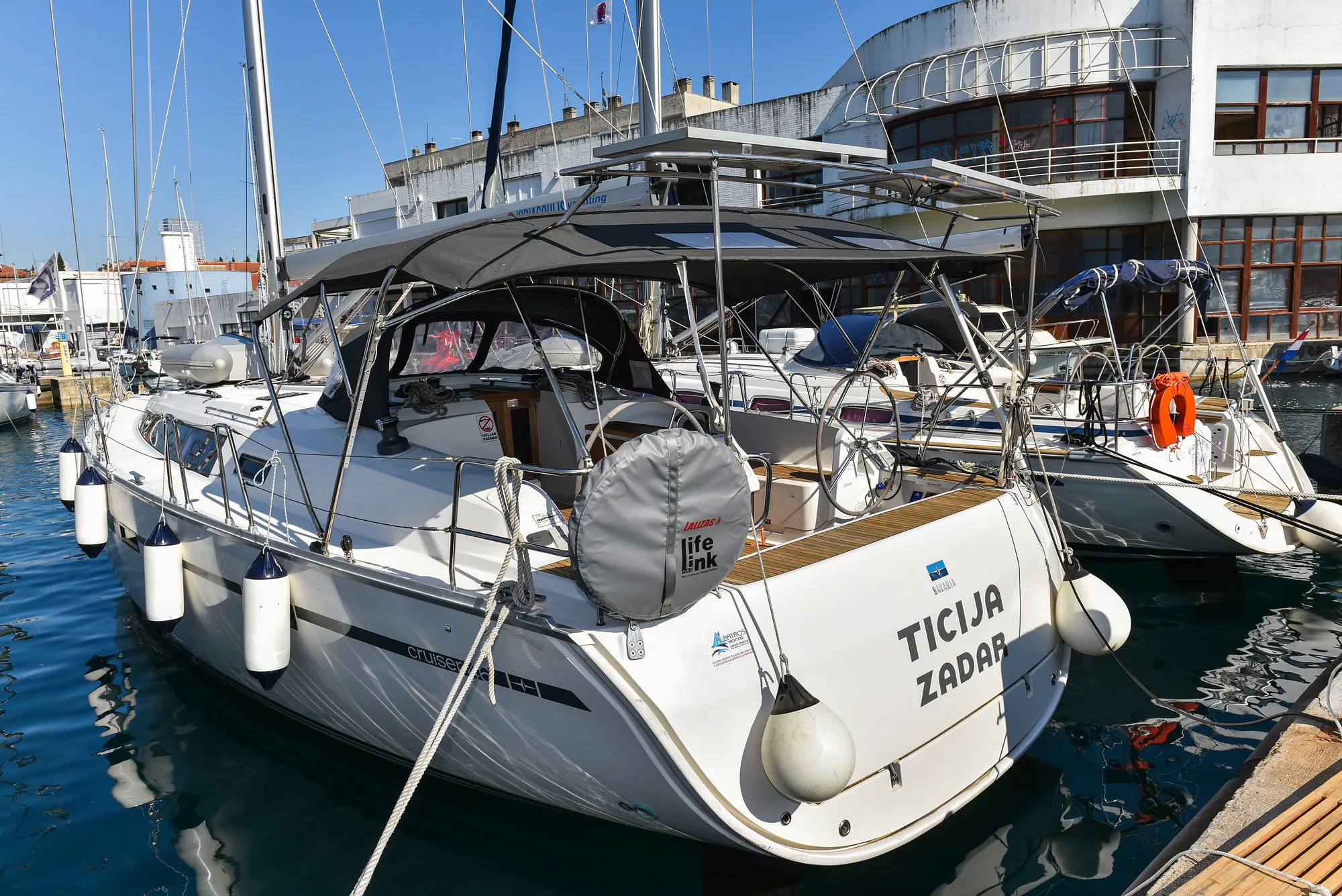 Bavaria Cruiser 46 TICIJA — фотография яхты 29