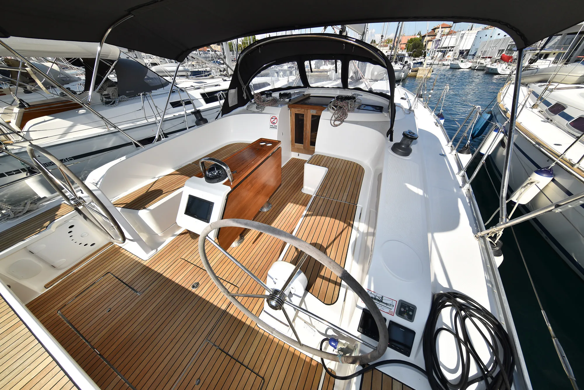 Bavaria Cruiser 46 TICIJA — фотография яхты 62