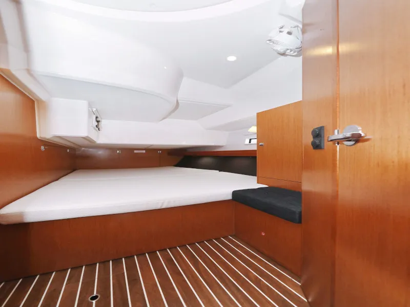 Bavaria Cruiser 46 TICIJA — фотография яхты 83