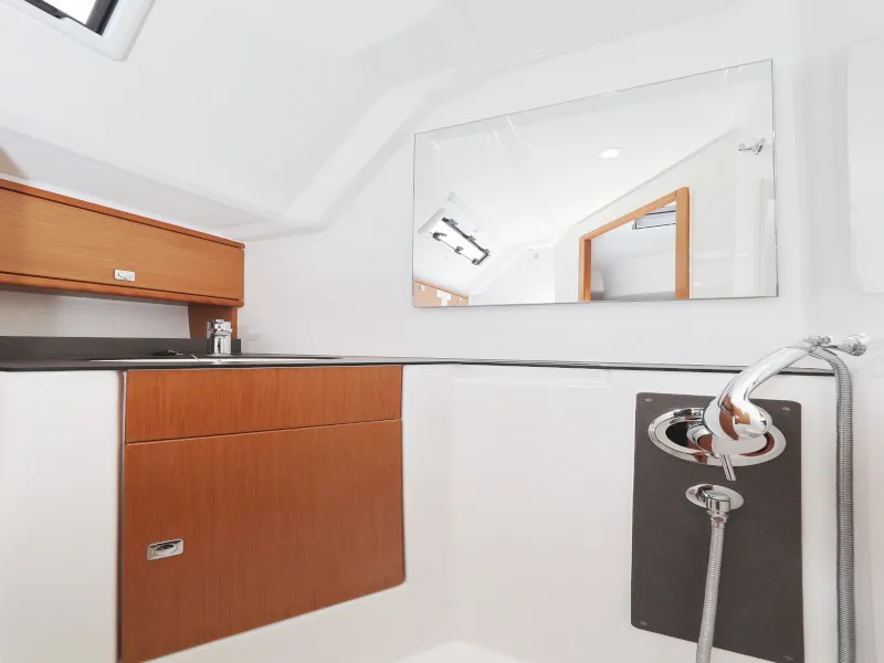 Bavaria Cruiser 46 TICIJA — фотография яхты 105