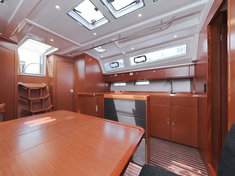 Bavaria Cruiser 46 TICIJA — фотография яхты 26