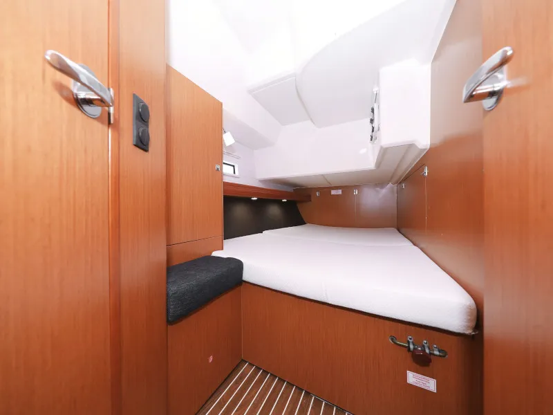 Bavaria Cruiser 46 TICIJA — фотография яхты 94