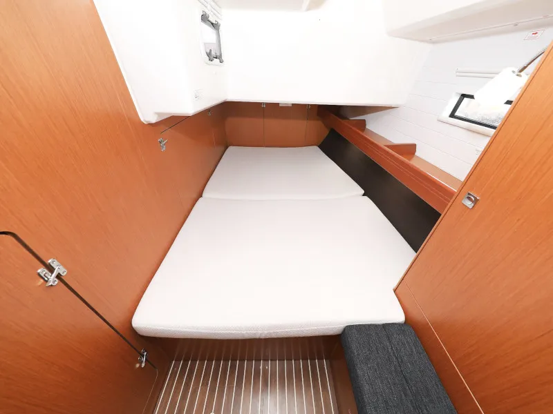 Bavaria Cruiser 46 TICIJA — фотография яхты 11