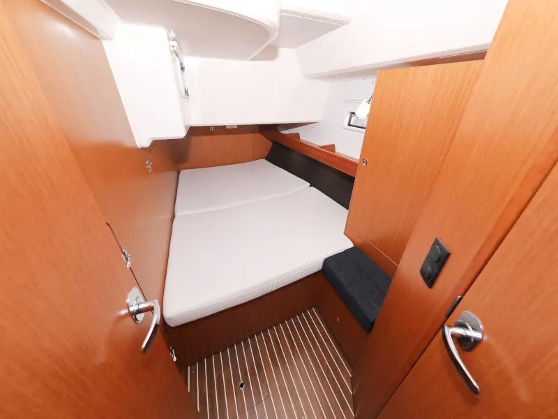 Bavaria Cruiser 46 TICIJA — фотография яхты 6