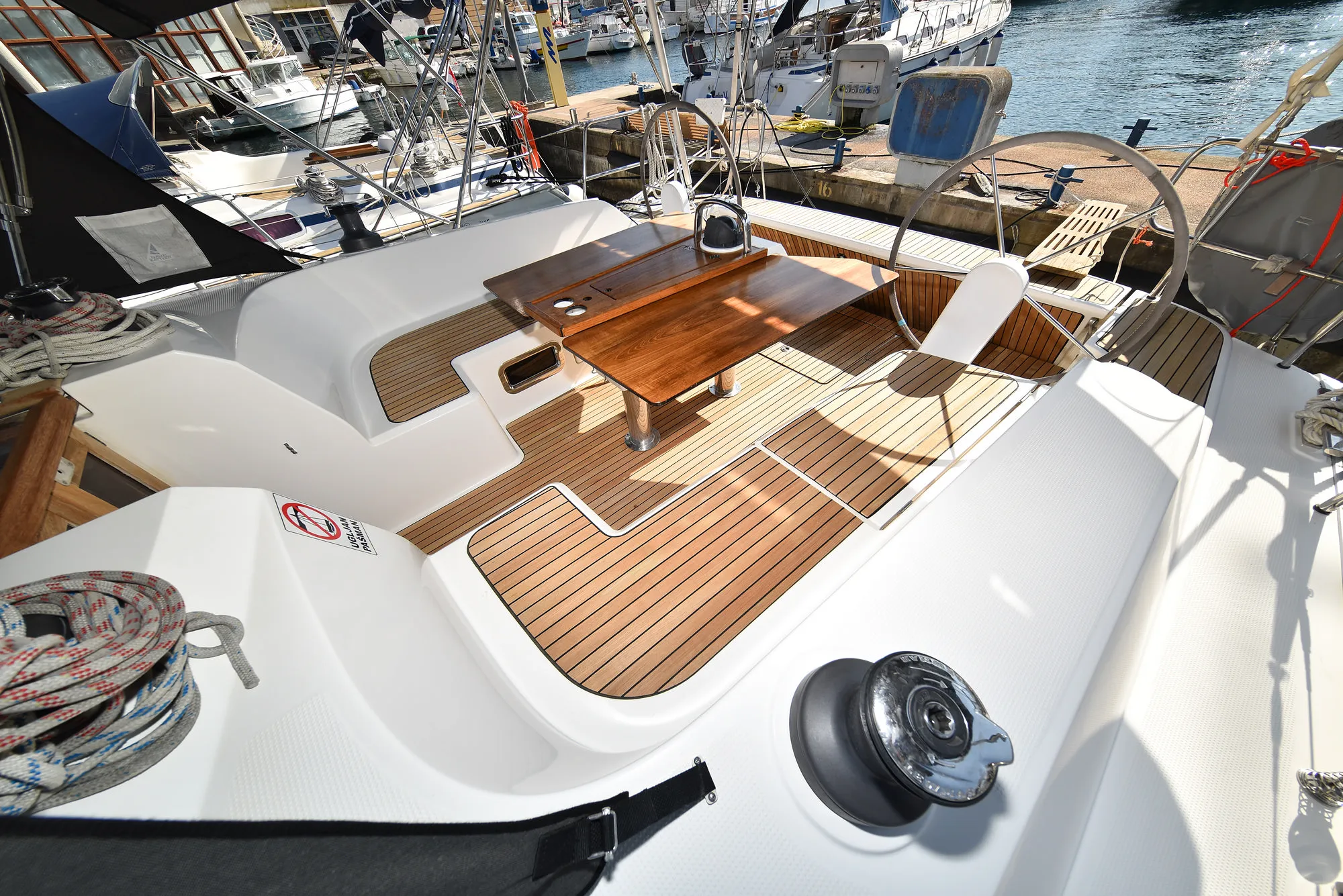 Bavaria Cruiser 46 TICIJA — фотография яхты 74