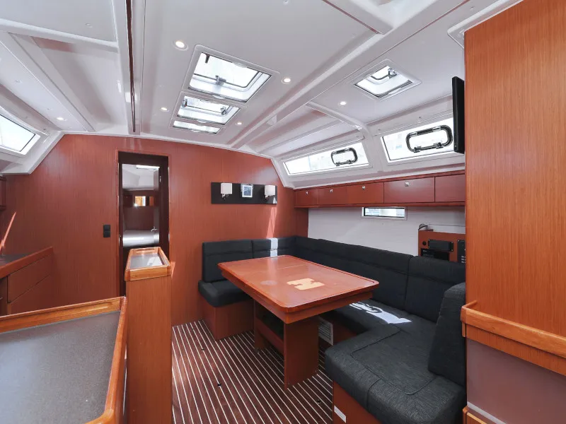 Bavaria Cruiser 46 TICIJA — фотография яхты 49