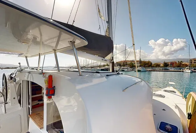 Lagoon 380 Why Knot — фотография яхты 13