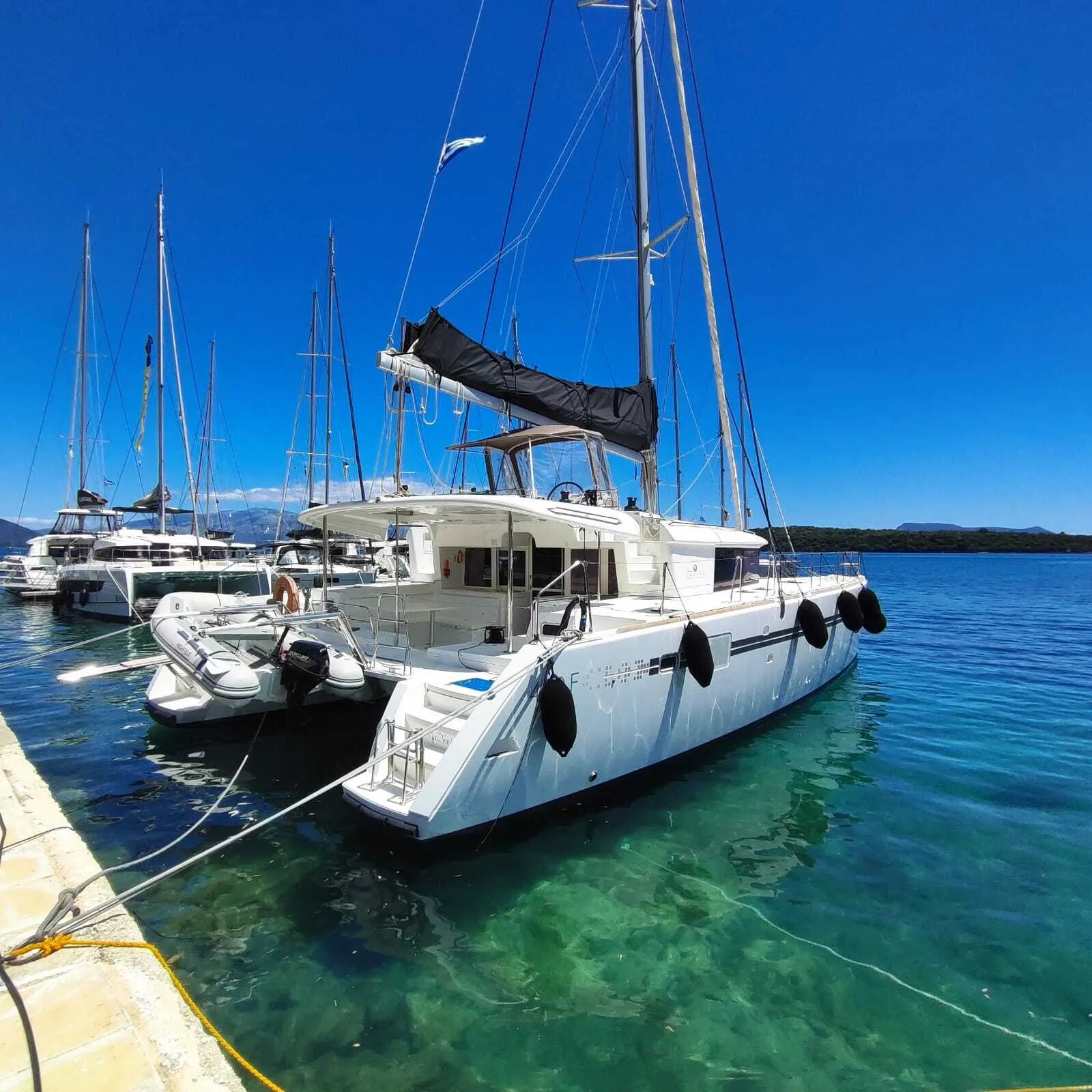 Lagoon 450 Fly Gin Tonic — foto dello yacht n. 2