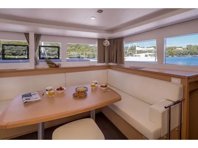 Lagoon 450 Fly Gin Tonic — foto dello yacht n. 9