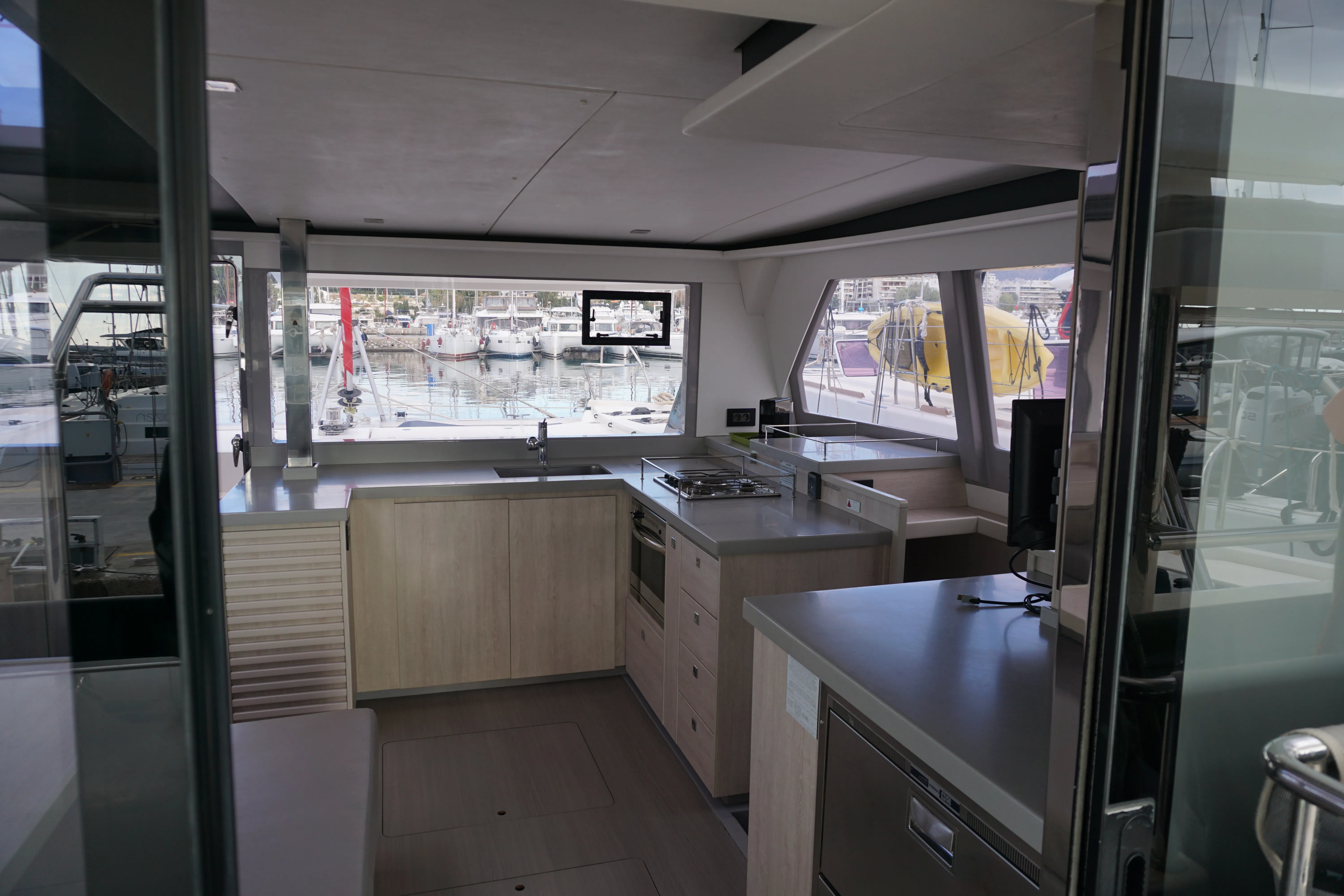 Leopard 45 Marina — photo du yacht n° 2