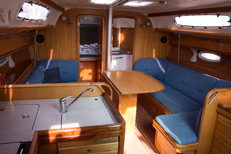 Bavaria 38 Cruiser (1132 BG) (sails 2015) — foto dello yacht n. 5