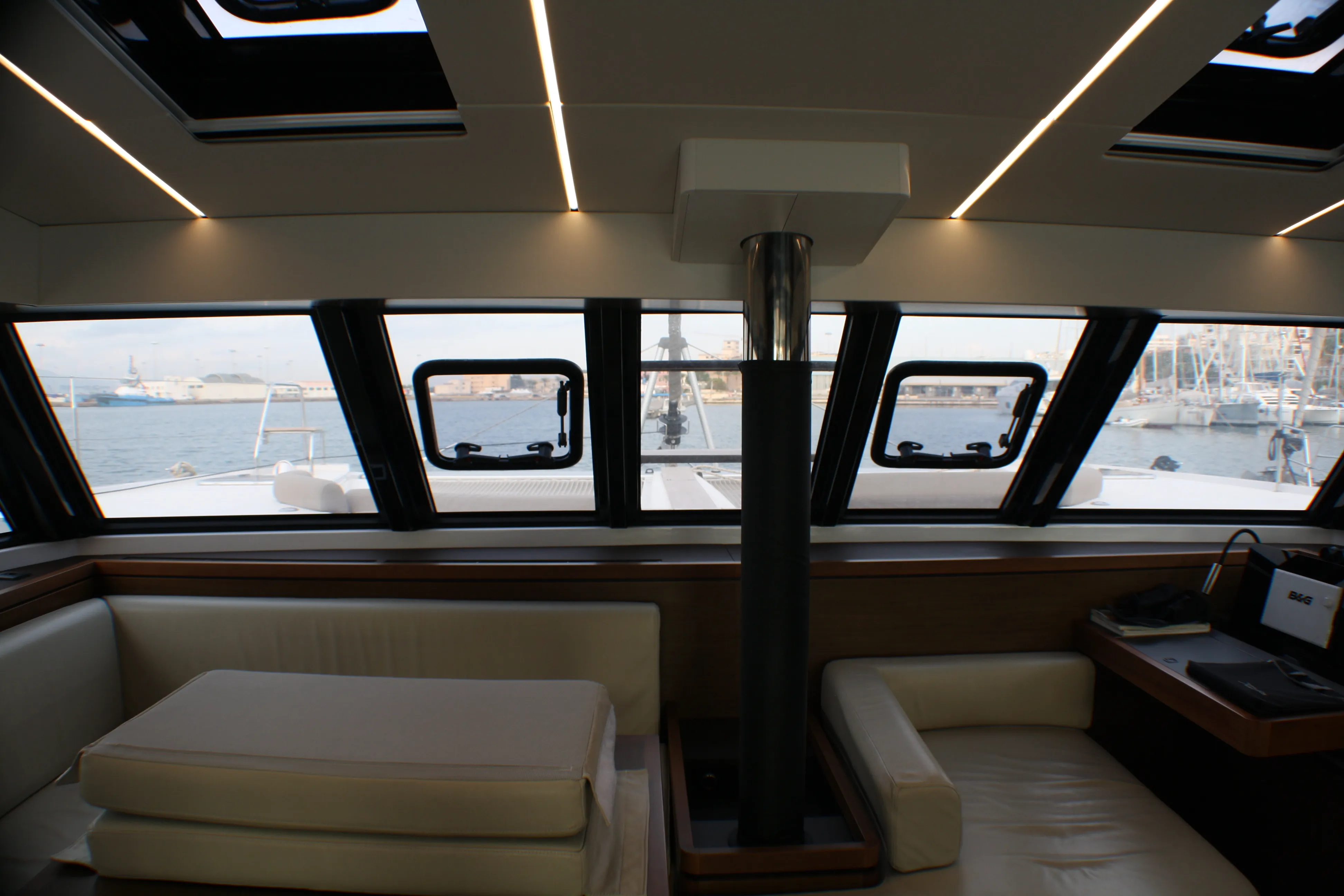 Nautitech 46 Fly Sardinia II — yacht photo 9