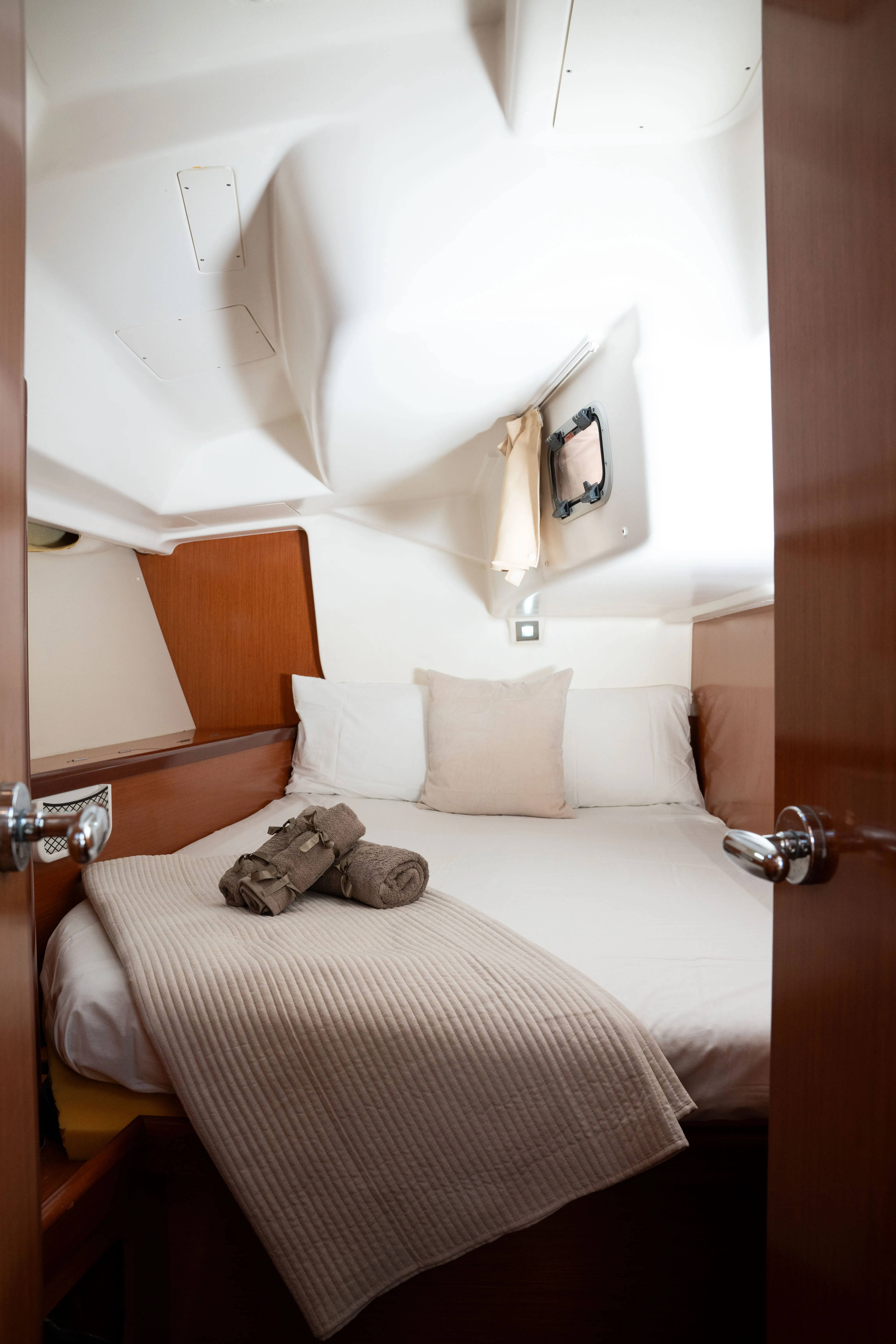 Oceanis 46 Anegada — фотография яхты 9