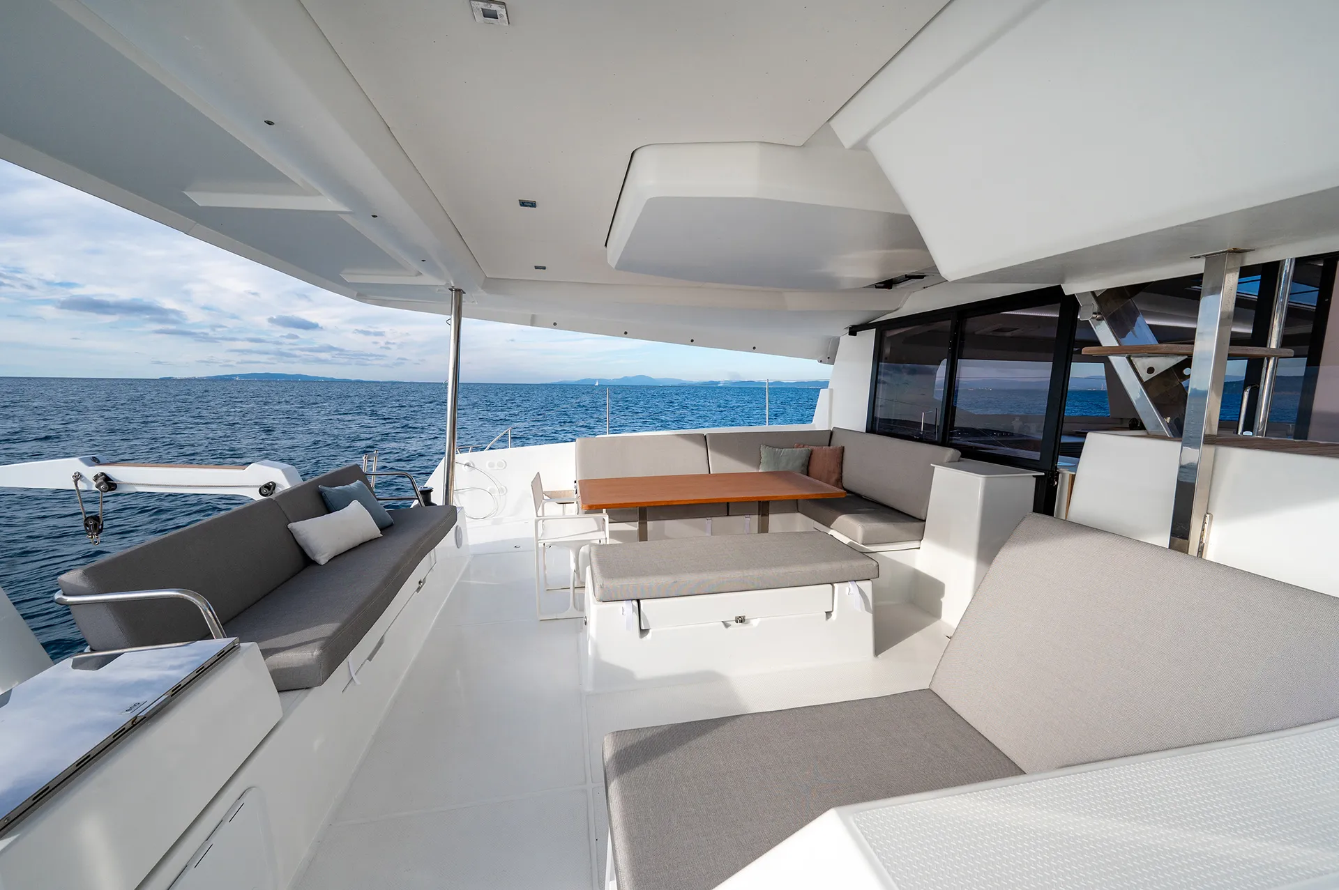 Tanna 47 Calypso - A/C, Generator, Water maker — yacht photo 2