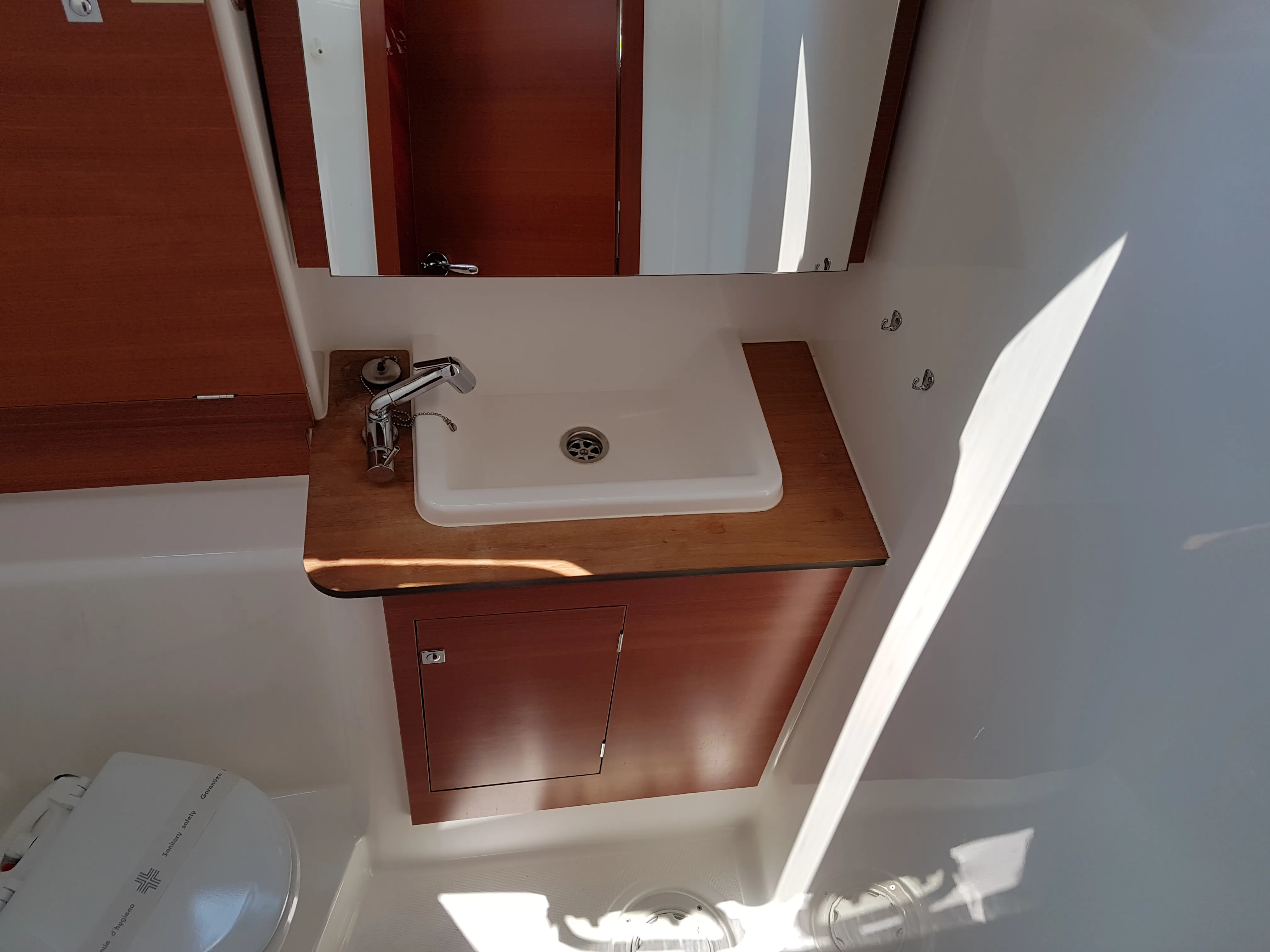 Dufour 382 Grand Large Fortuna — снимка на яхтата 2