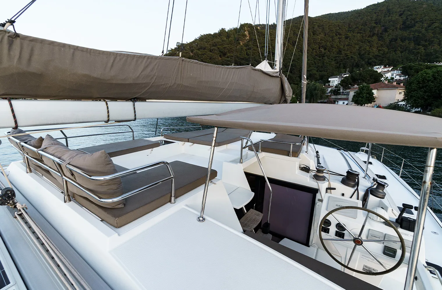 Saba 50 Bicos — yacht photo 8