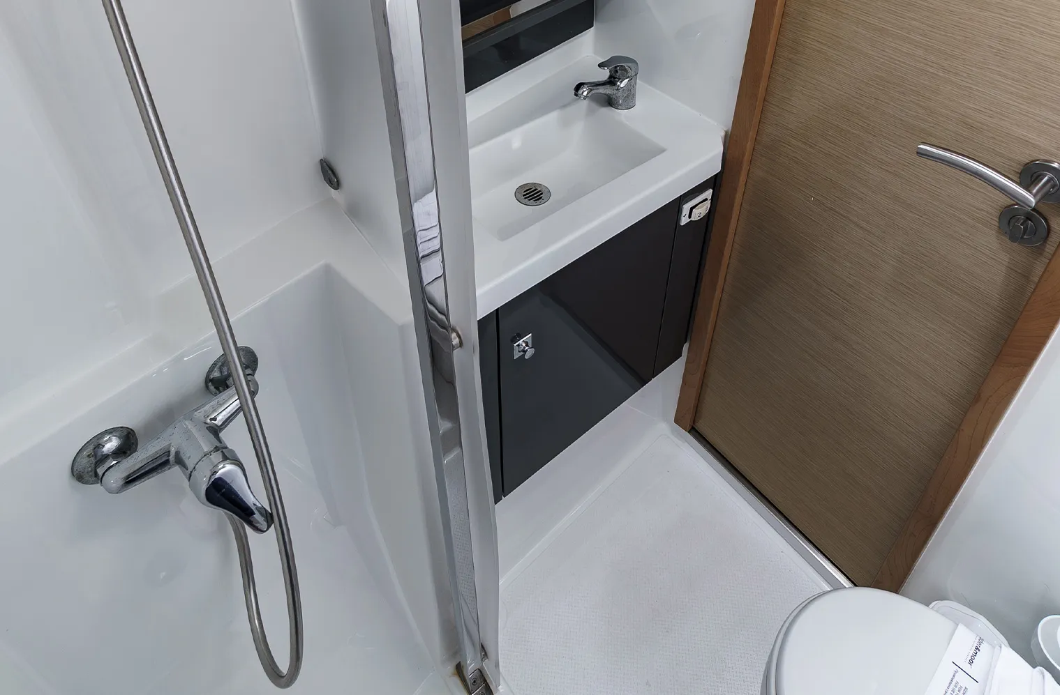 Saba 50 Bicos — yacht photo 11