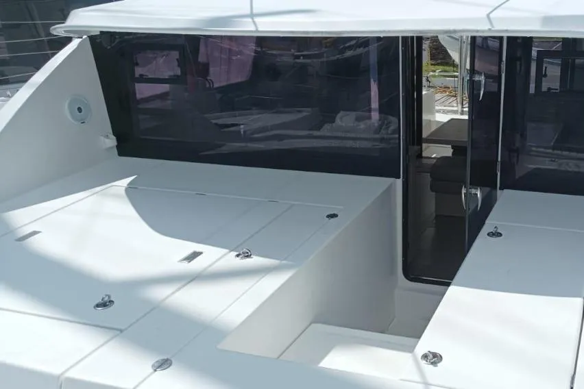 Leopard 40 China Cat Sunflower II — foto dello yacht n. 18