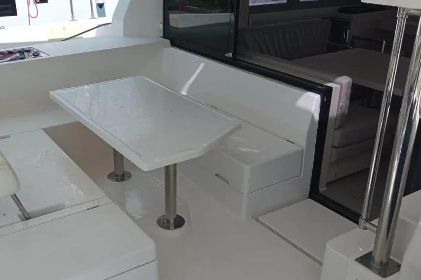 Leopard 40 China Cat Sunflower II — foto dello yacht n. 22