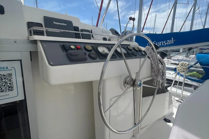 Leopard 40 China Cat Sunflower II — foto dello yacht n. 8