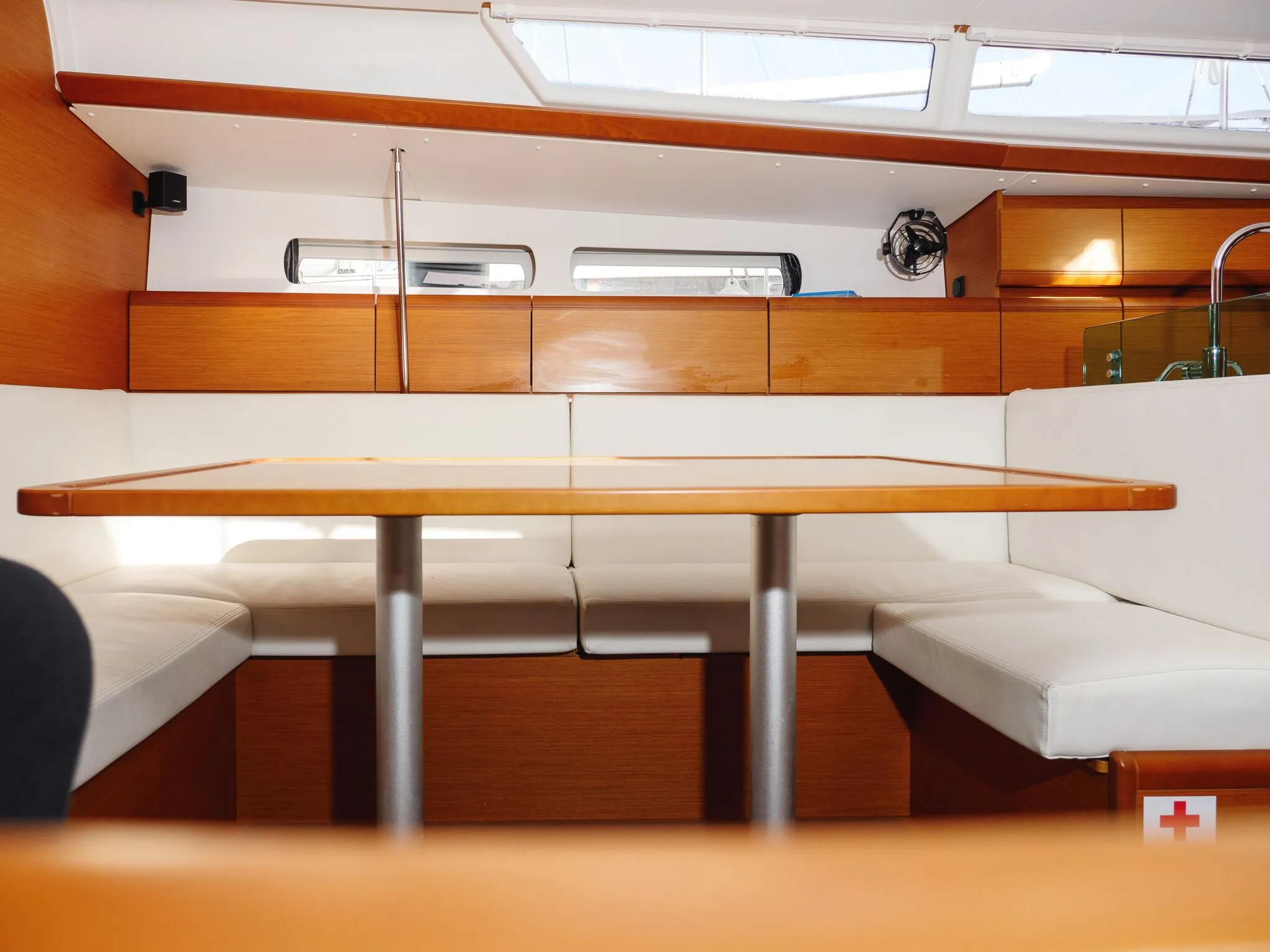 Sun Odyssey 449 PORT ROYAL — jahtikuva 5