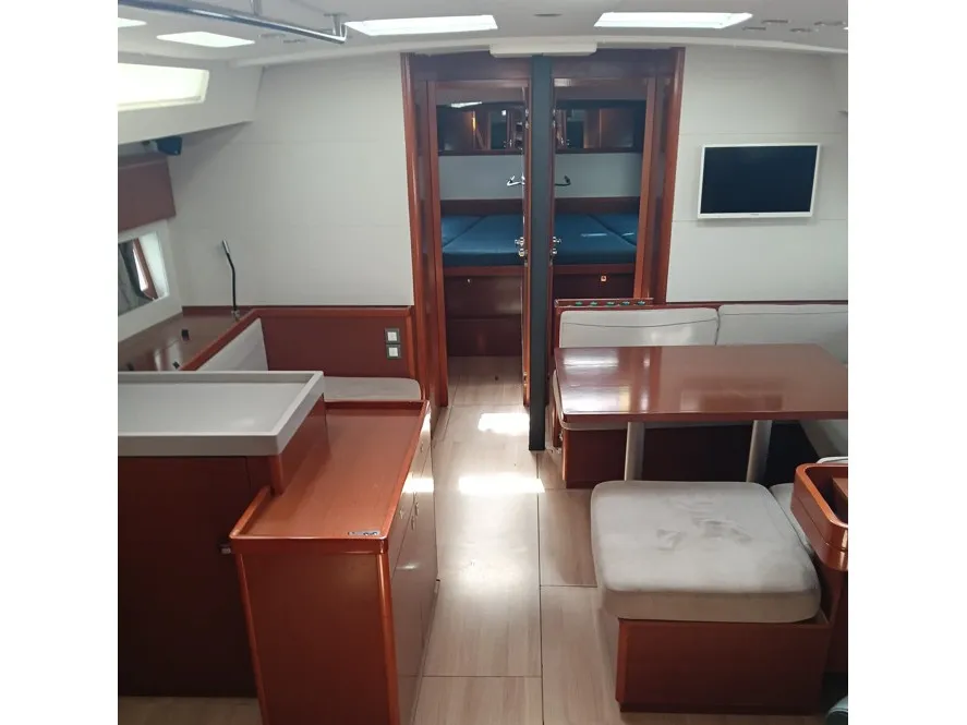 Oceanis 55.1 EXPLORER — yacht photo 3