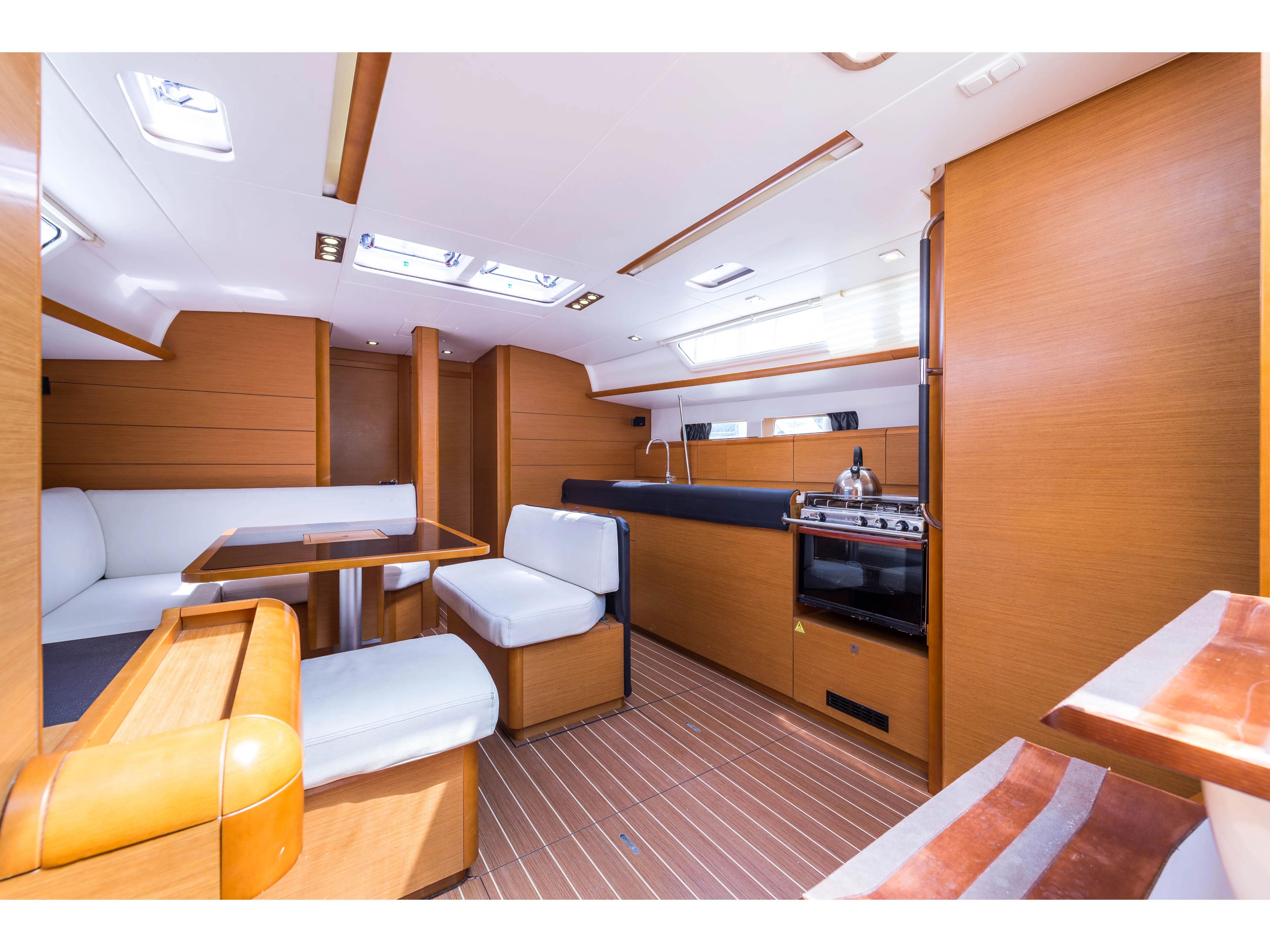 Sun Odyssey 469 Vega — yacht photo 64