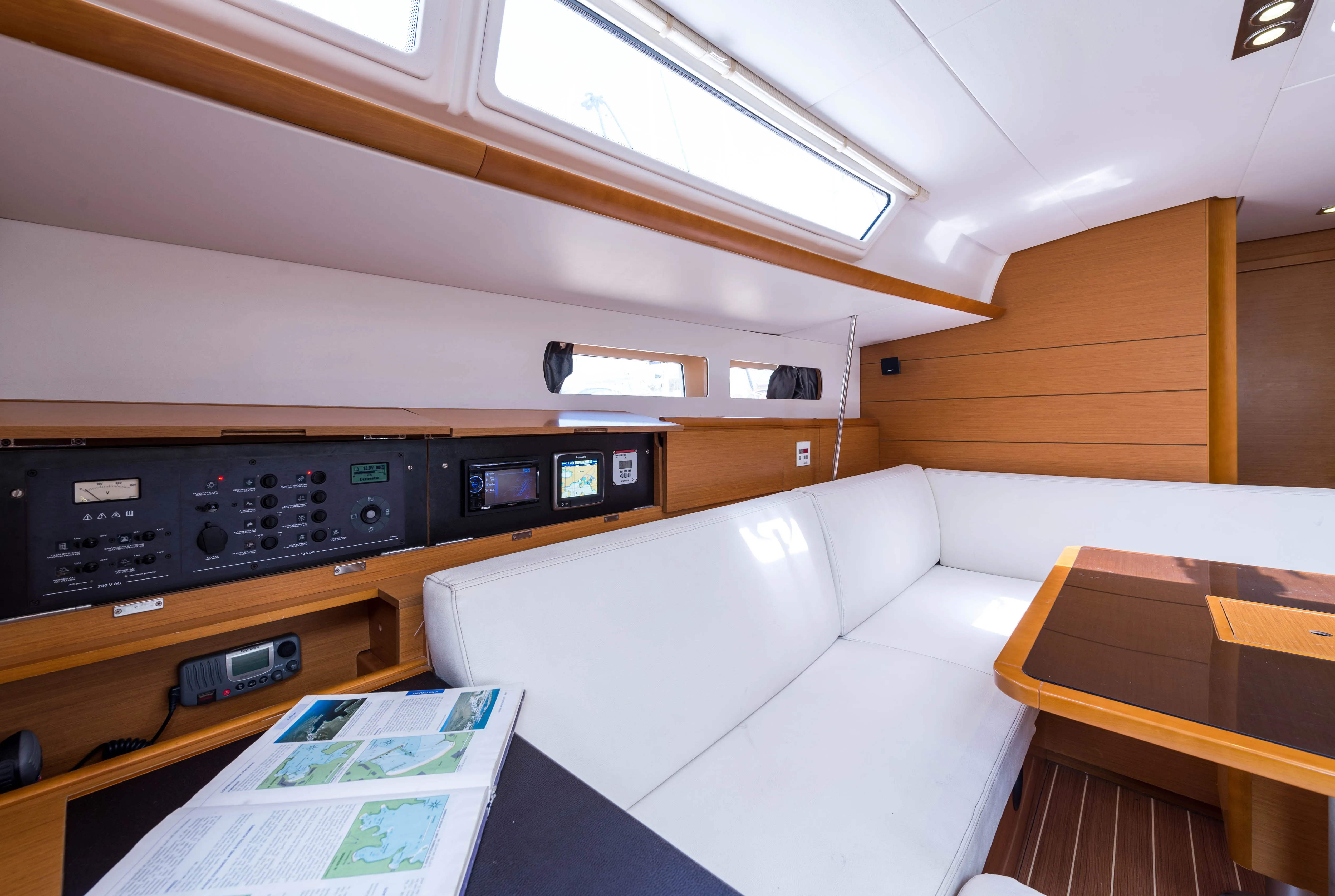 Sun Odyssey 469 Vega — yacht photo 19