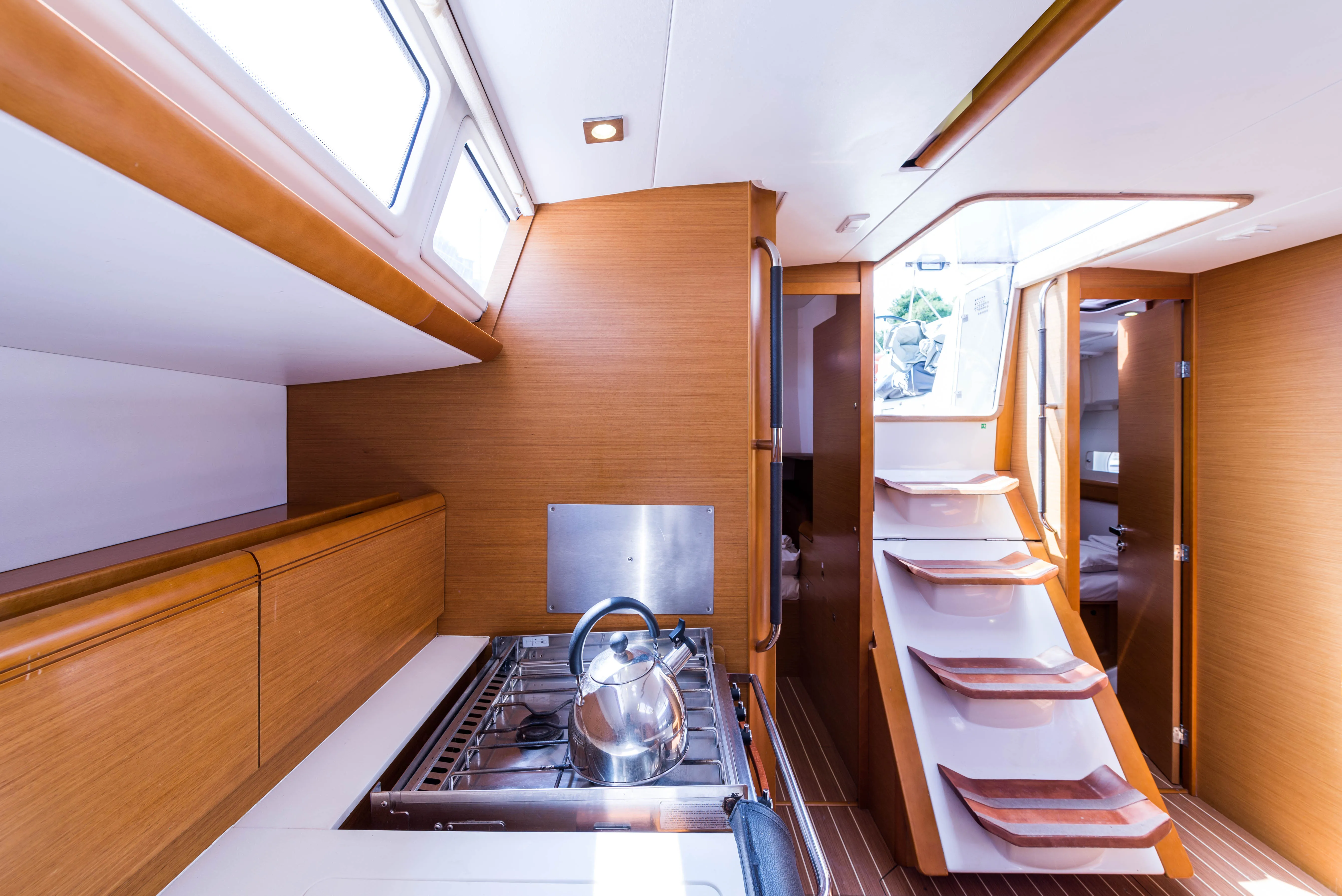 Sun Odyssey 469 Vega — yacht photo 68