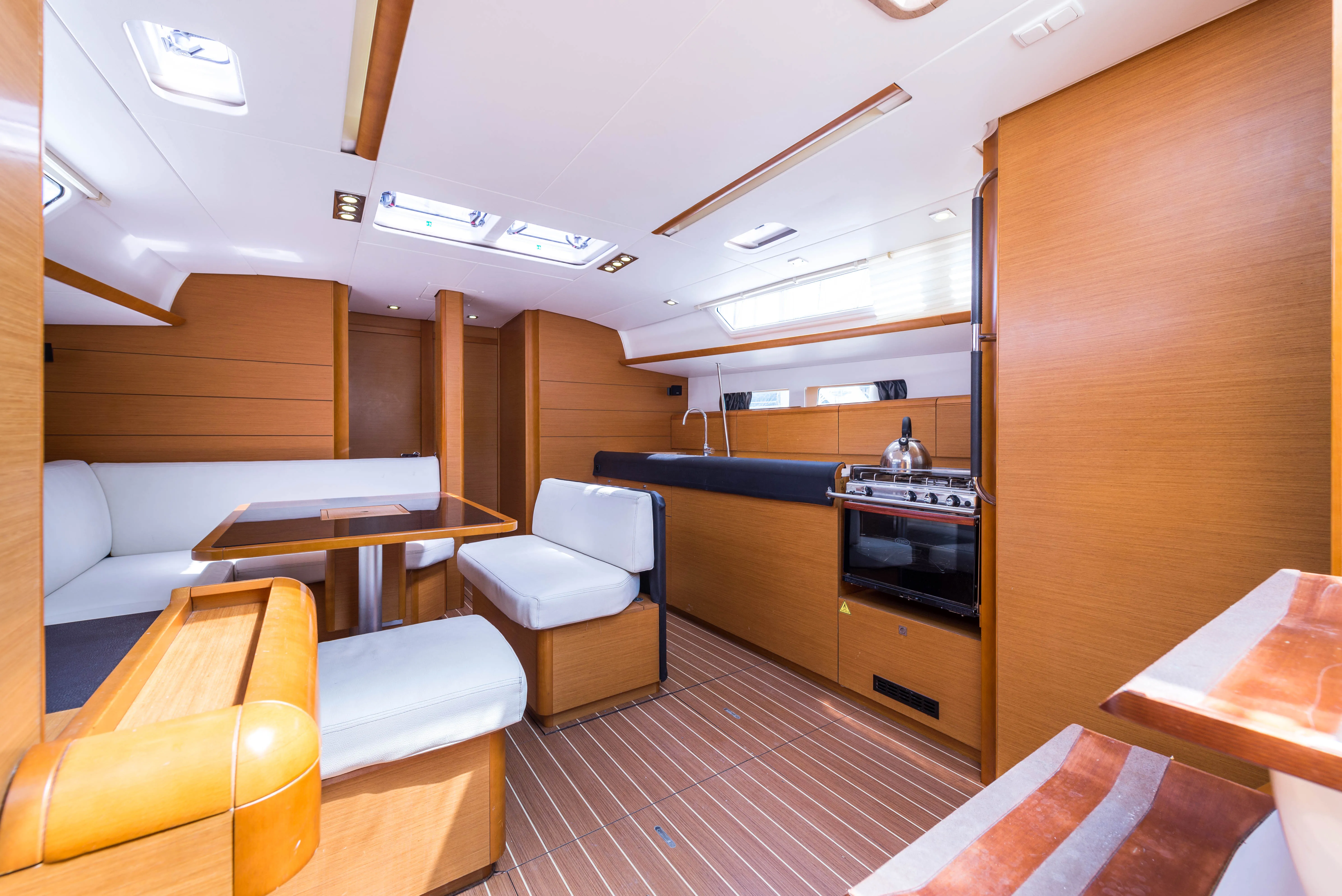 Sun Odyssey 469 Vega — yacht photo 65