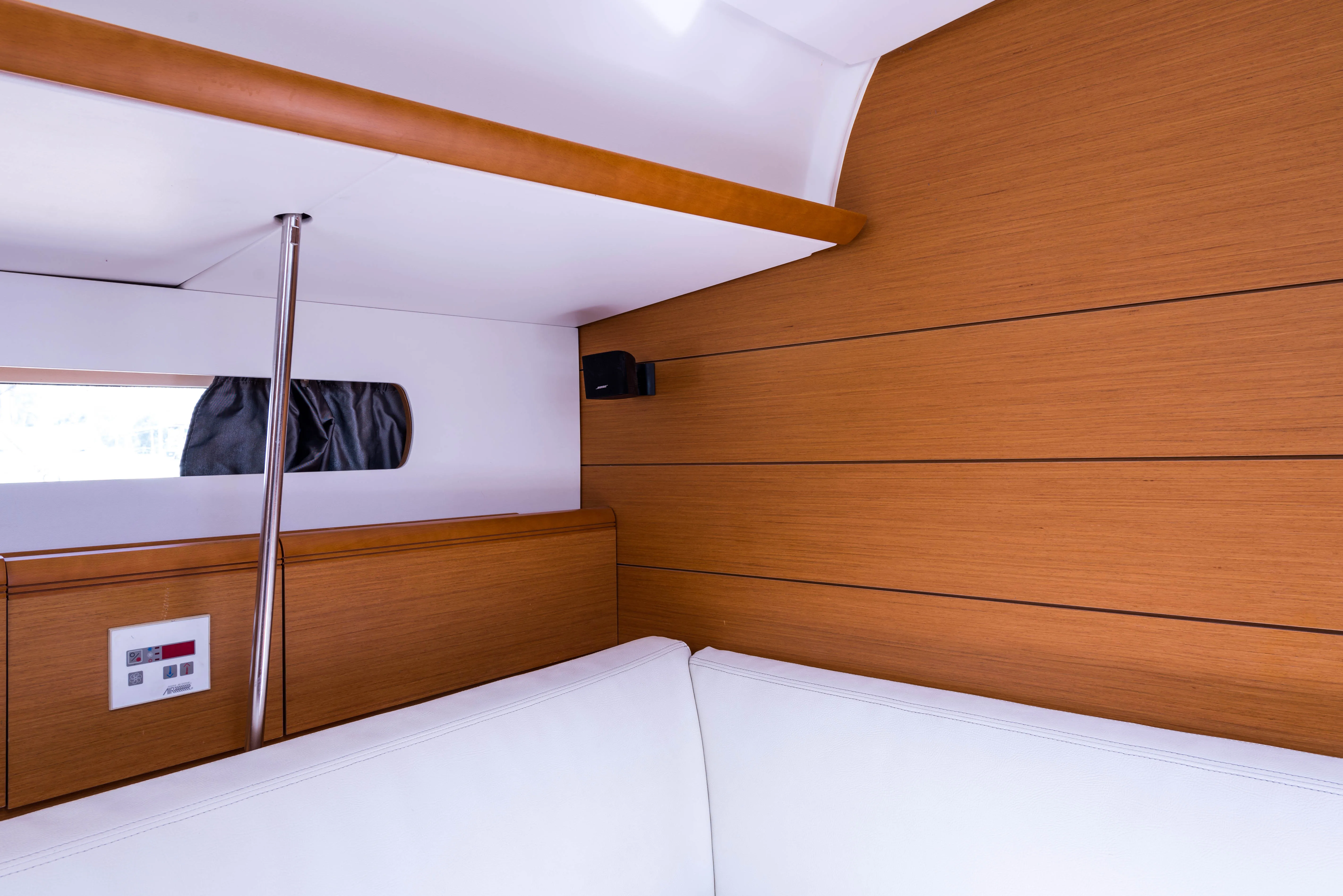 Sun Odyssey 469 Vega — yacht photo 4