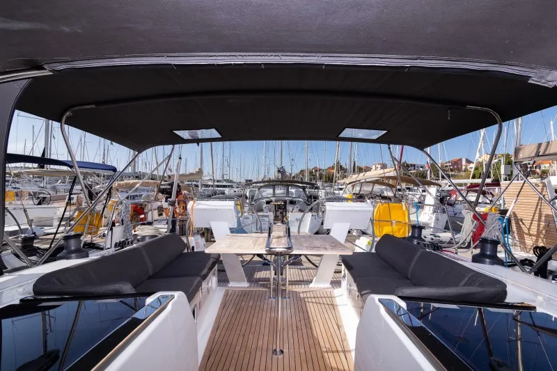 Hanse 505 Anse — yacht photo 19