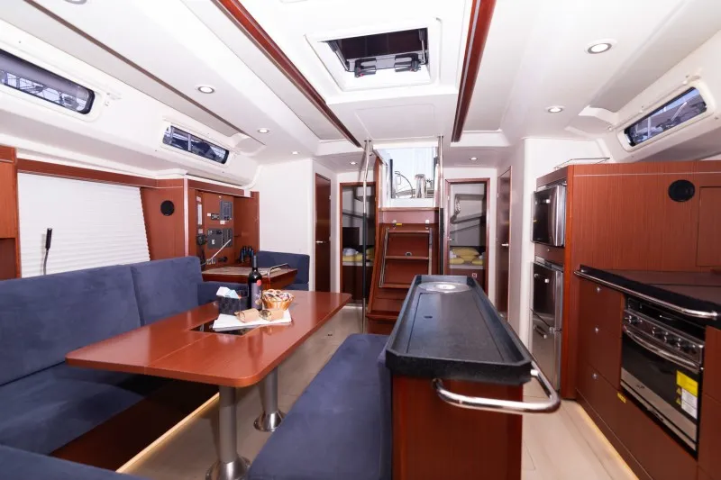 Hanse 505 Anse — yacht photo 6