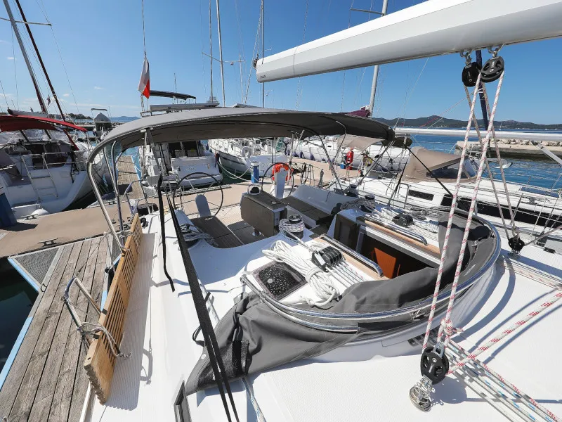Bavaria Cruiser 46 Jameson II — фотография яхты 38