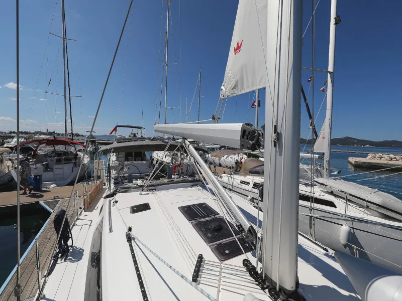 Bavaria Cruiser 46 Jameson II — фотография яхты 15