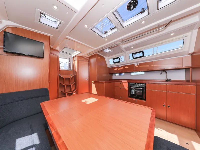 Bavaria Cruiser 46 Jameson II — фотография яхты 39