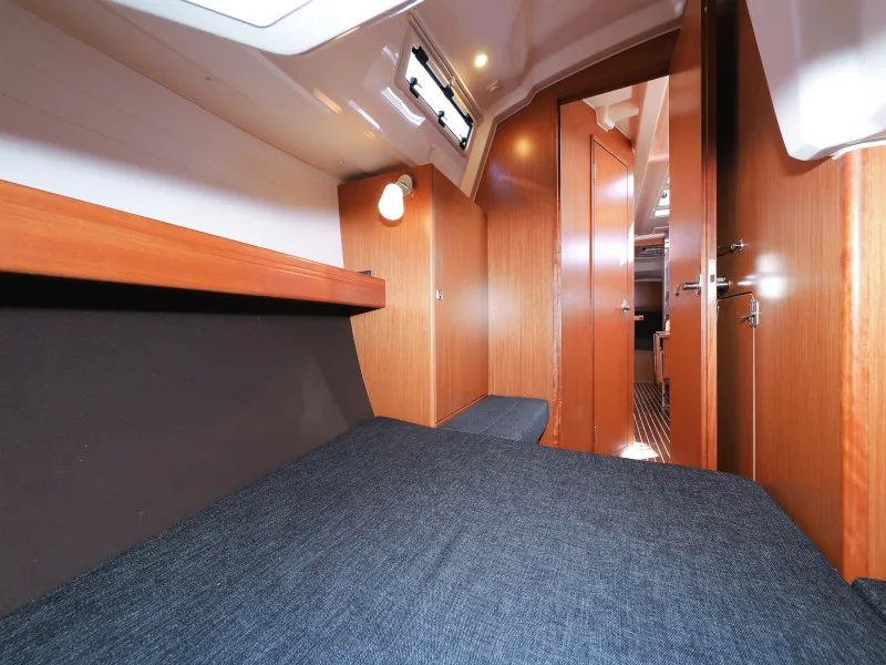 Bavaria Cruiser 37 Lupe — yachtbilde 2
