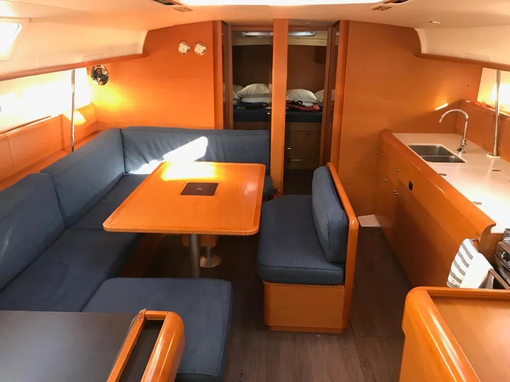 Sun Odyssey 519 Alboran Bourbon (Azores) — foto dello yacht n. 2