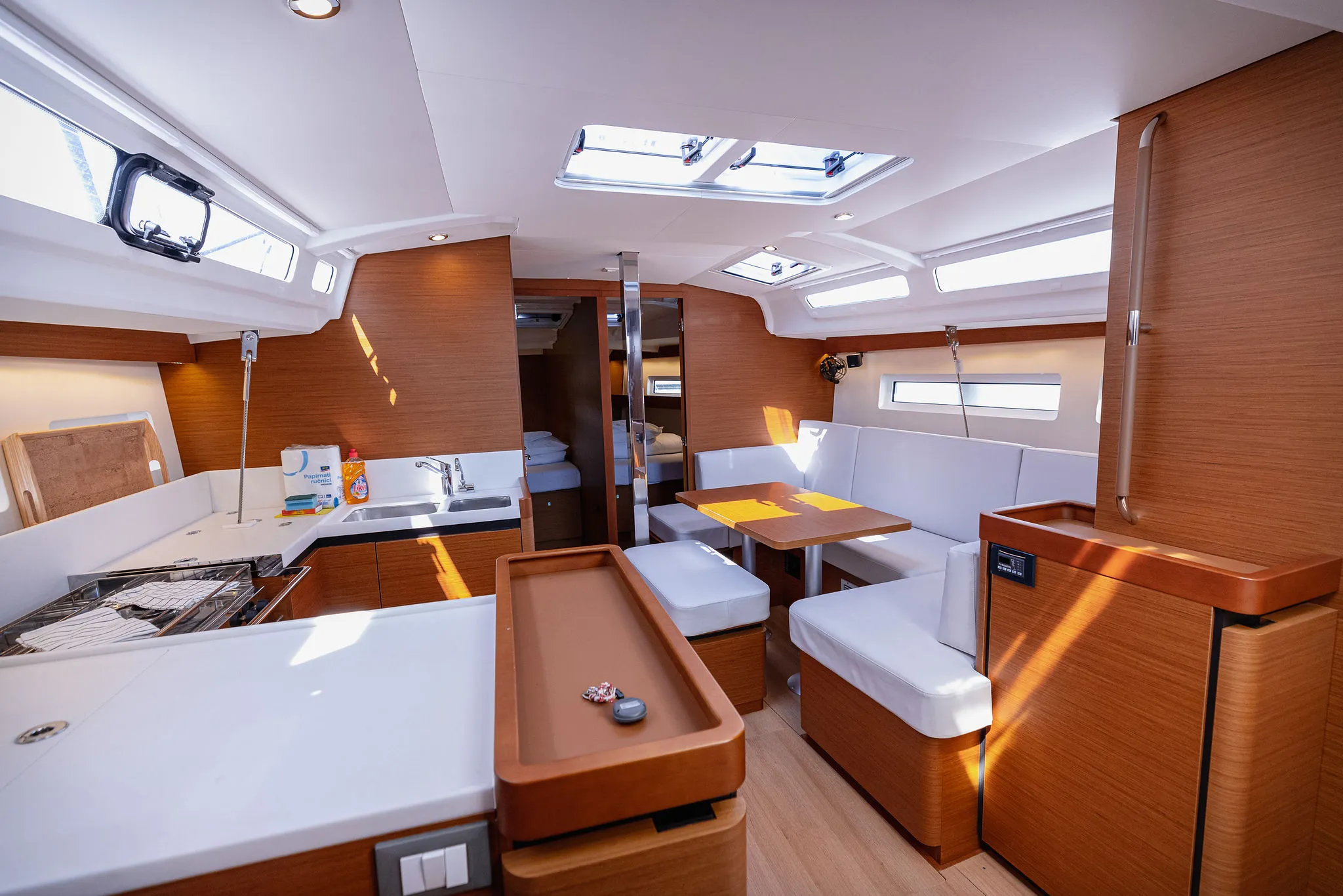 Sun Odyssey 440 Mikkamakka — фотография яхты 9