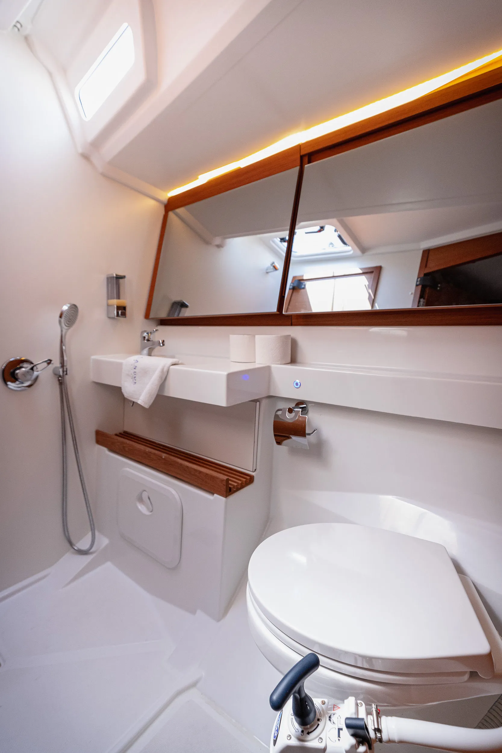 Sun Odyssey 440 Mikkamakka — фотография яхты 25