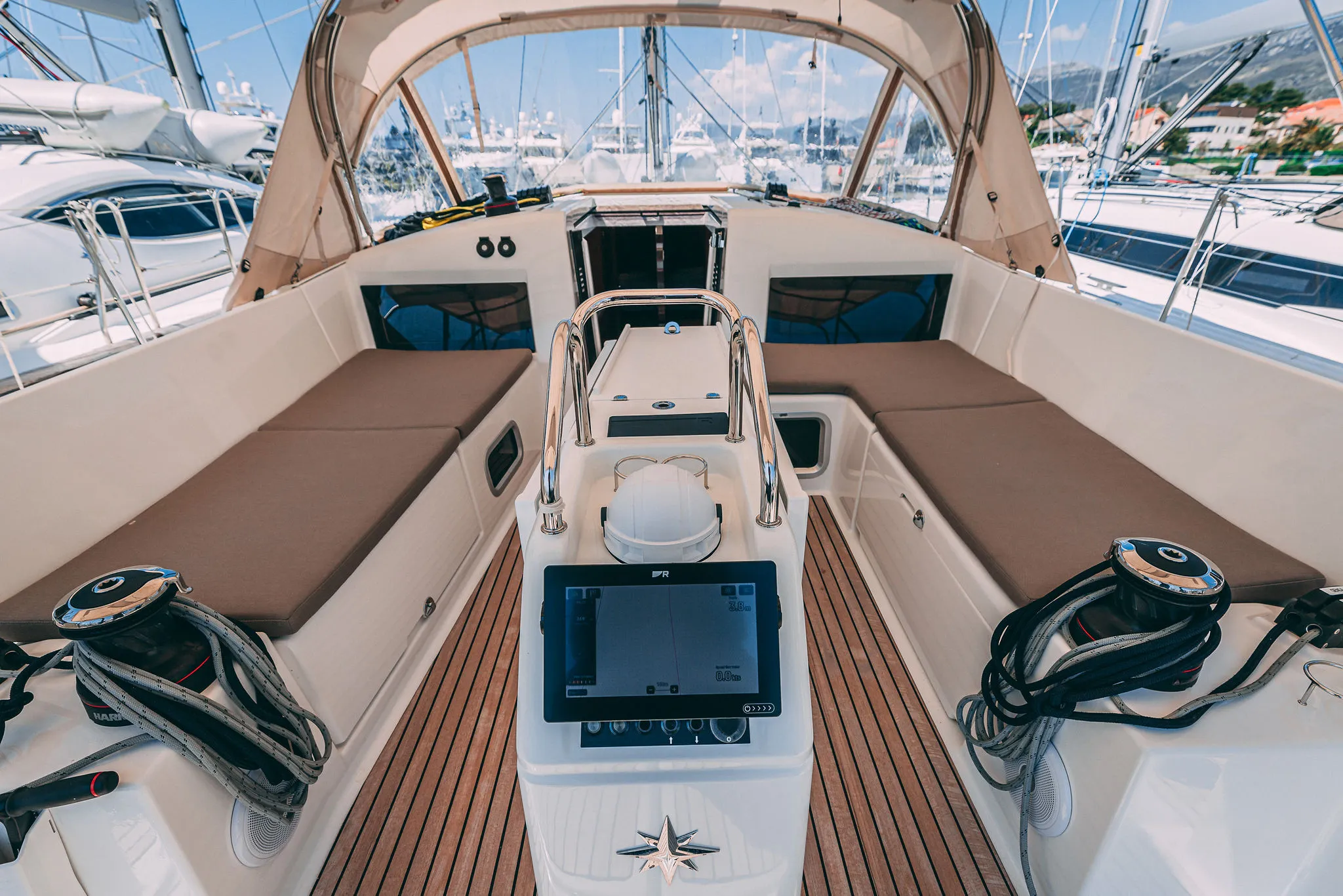 Sun Odyssey 440 Mikkamakka — фотография яхты 7