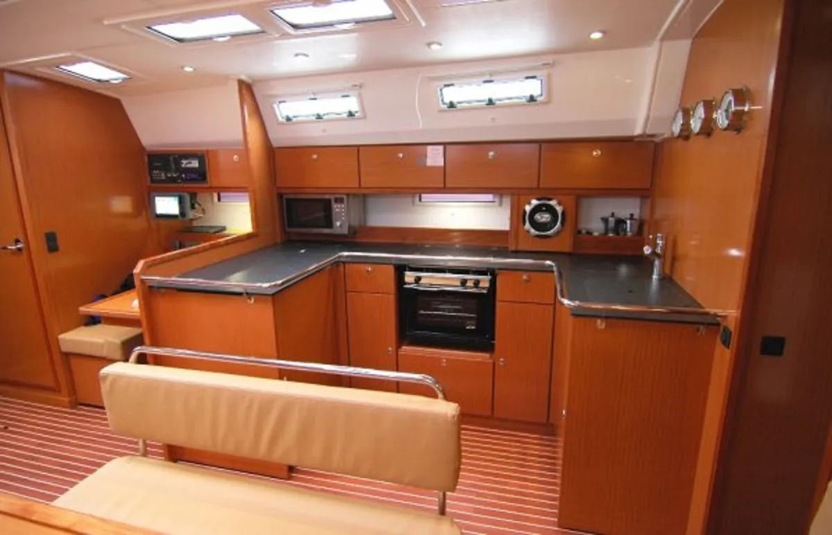 Bavaria Cruiser 50 Zaurak — foto del yate n.º 2