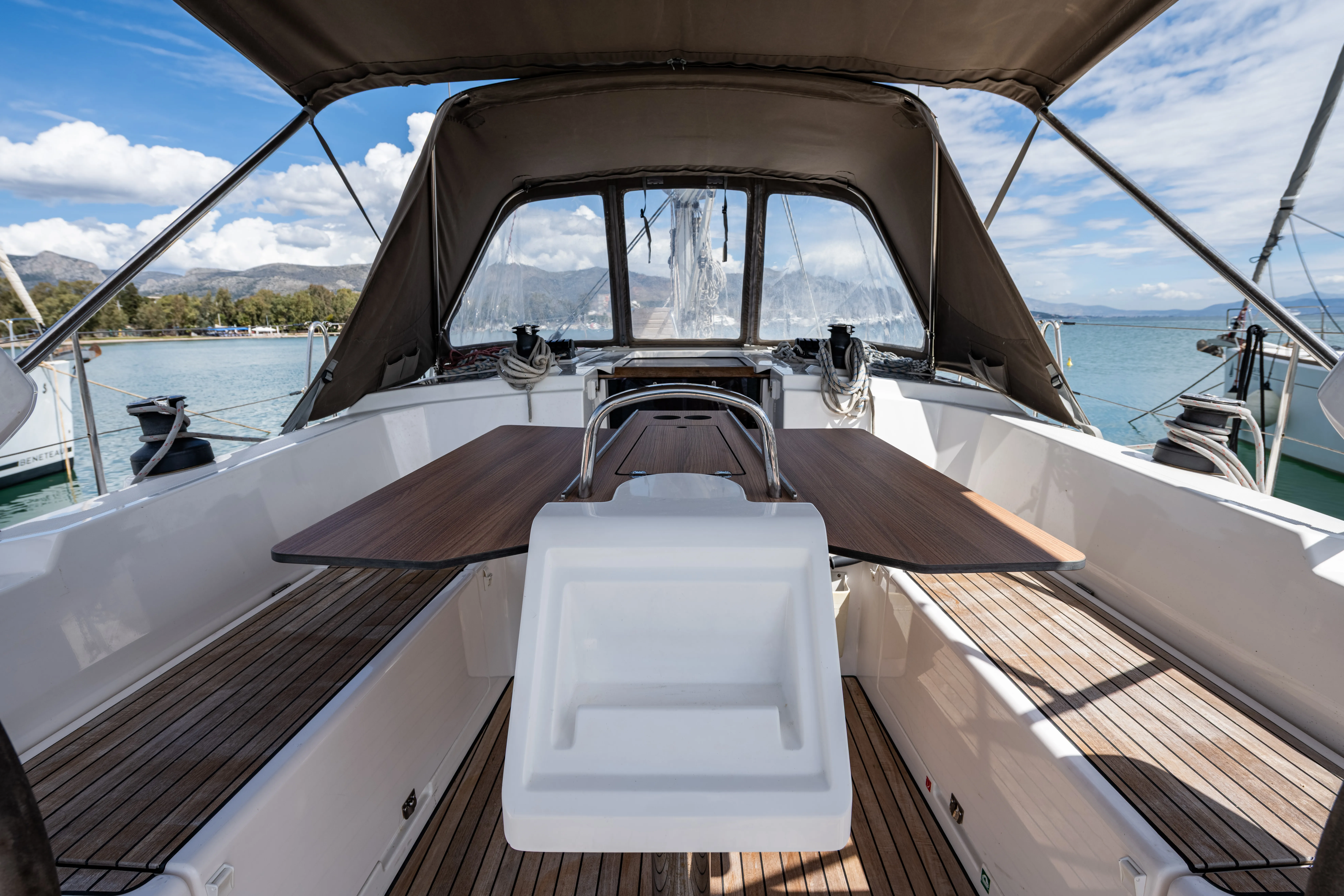 Bavaria C38 Alfonso — jahtikuva 2