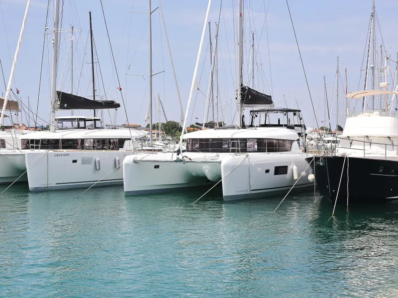 Lagoon 42 MASTERPIECE — yachtbillede 2