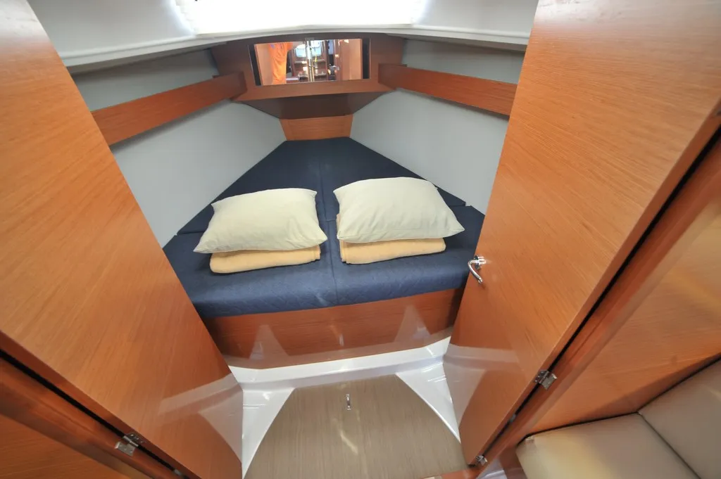 Dufour 360 Grand Large Karibu — yacht photo 22