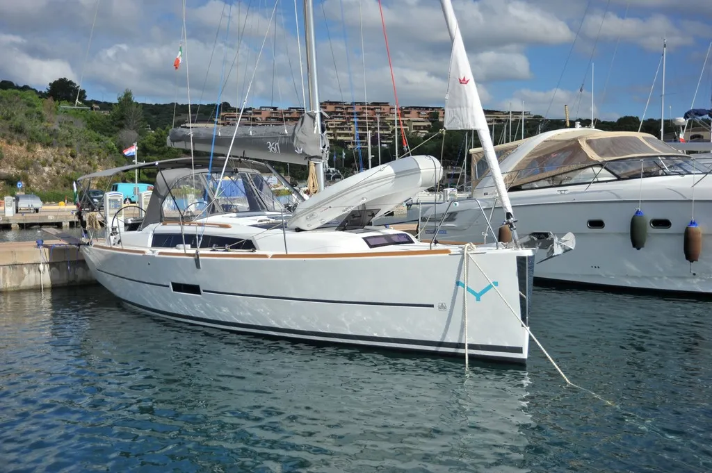 Dufour 360 Grand Large Karibu — yacht photo 19