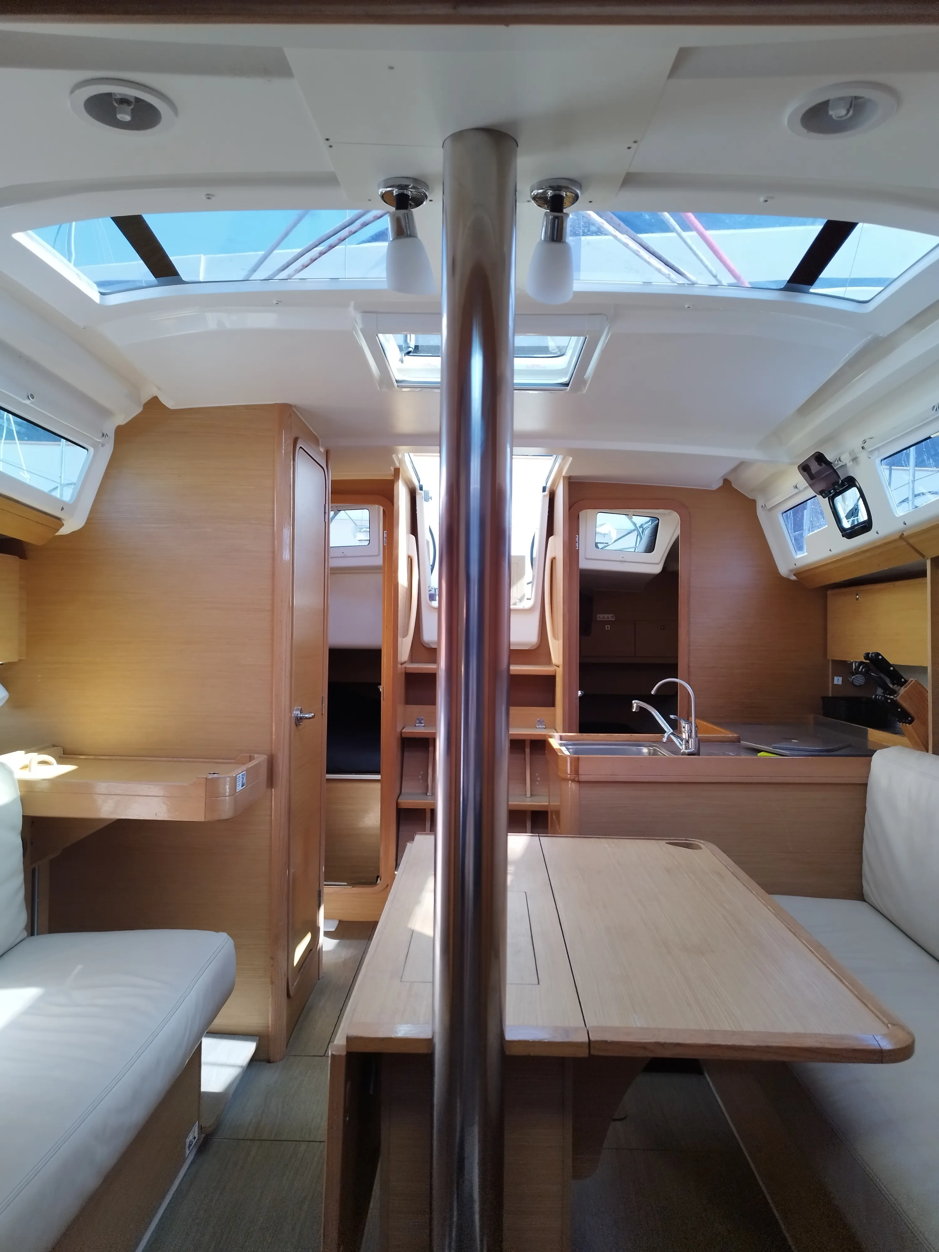 Dufour 360 Grand Large Karibu — yacht photo 15