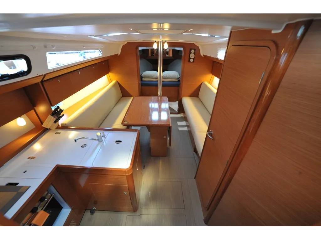 Dufour 360 Grand Large Karibu — yacht photo 25