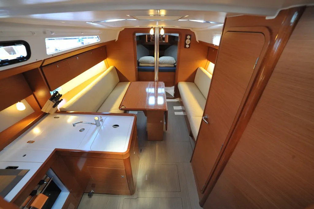 Dufour 360 Grand Large Karibu — yacht photo 2