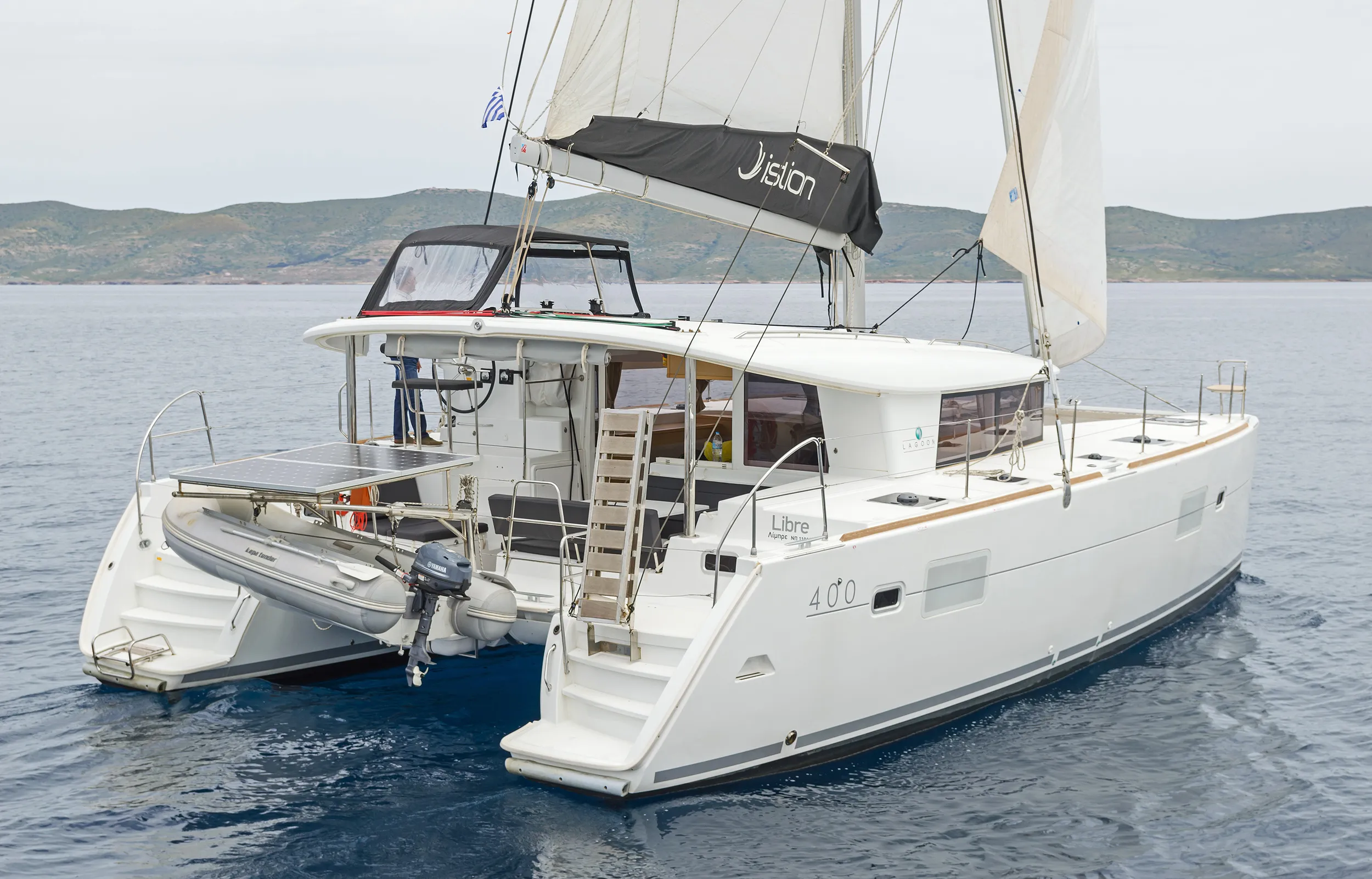 Lagoon 400 S2 Libre — фотография яхты 10